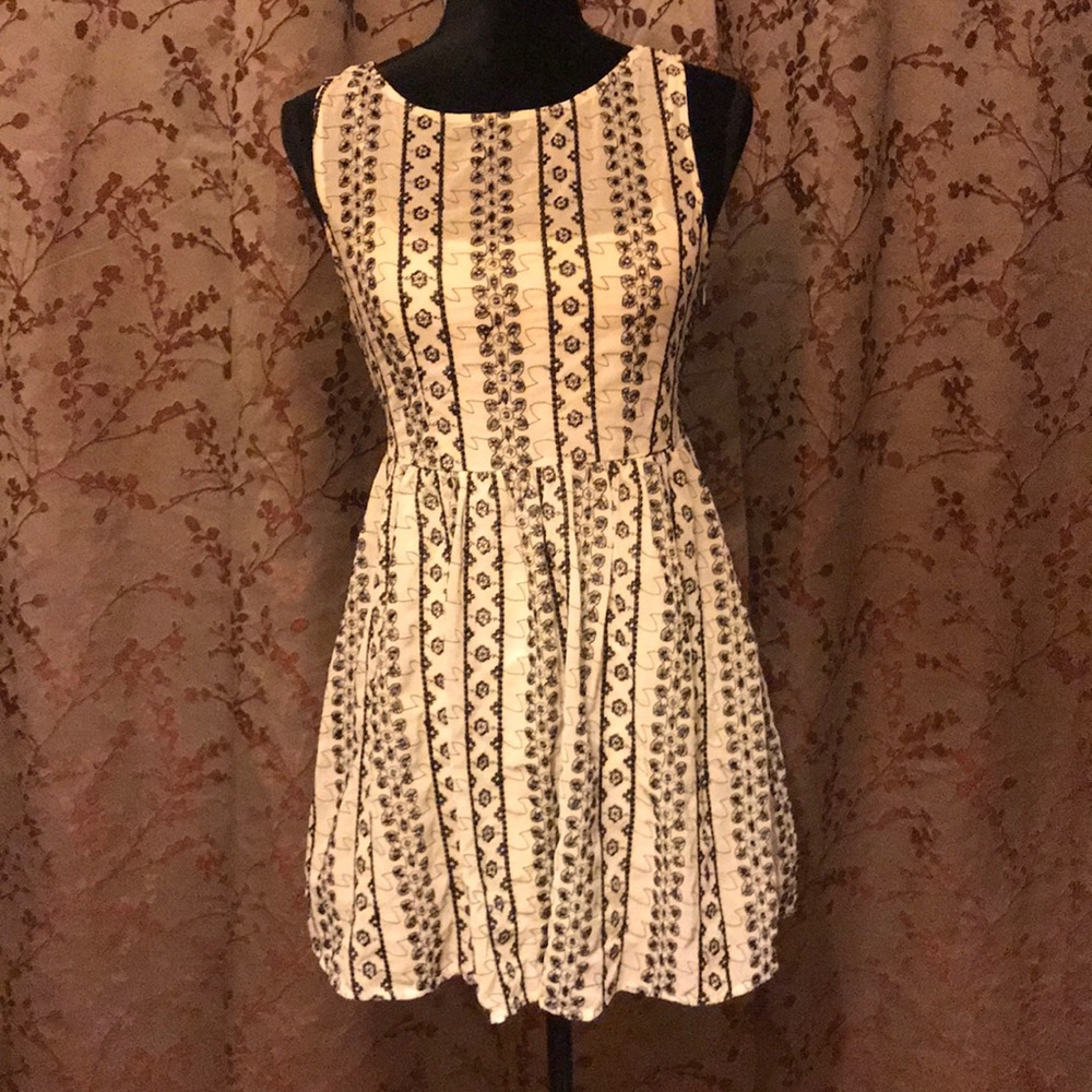 Forever 21 Black and White Eyelet Dress